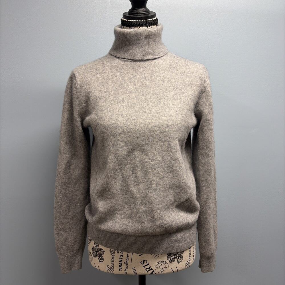 Uniqlo Women’s Gray 100% Cashmere Turtleneck Sweater - Long Sleeve - Size Medium